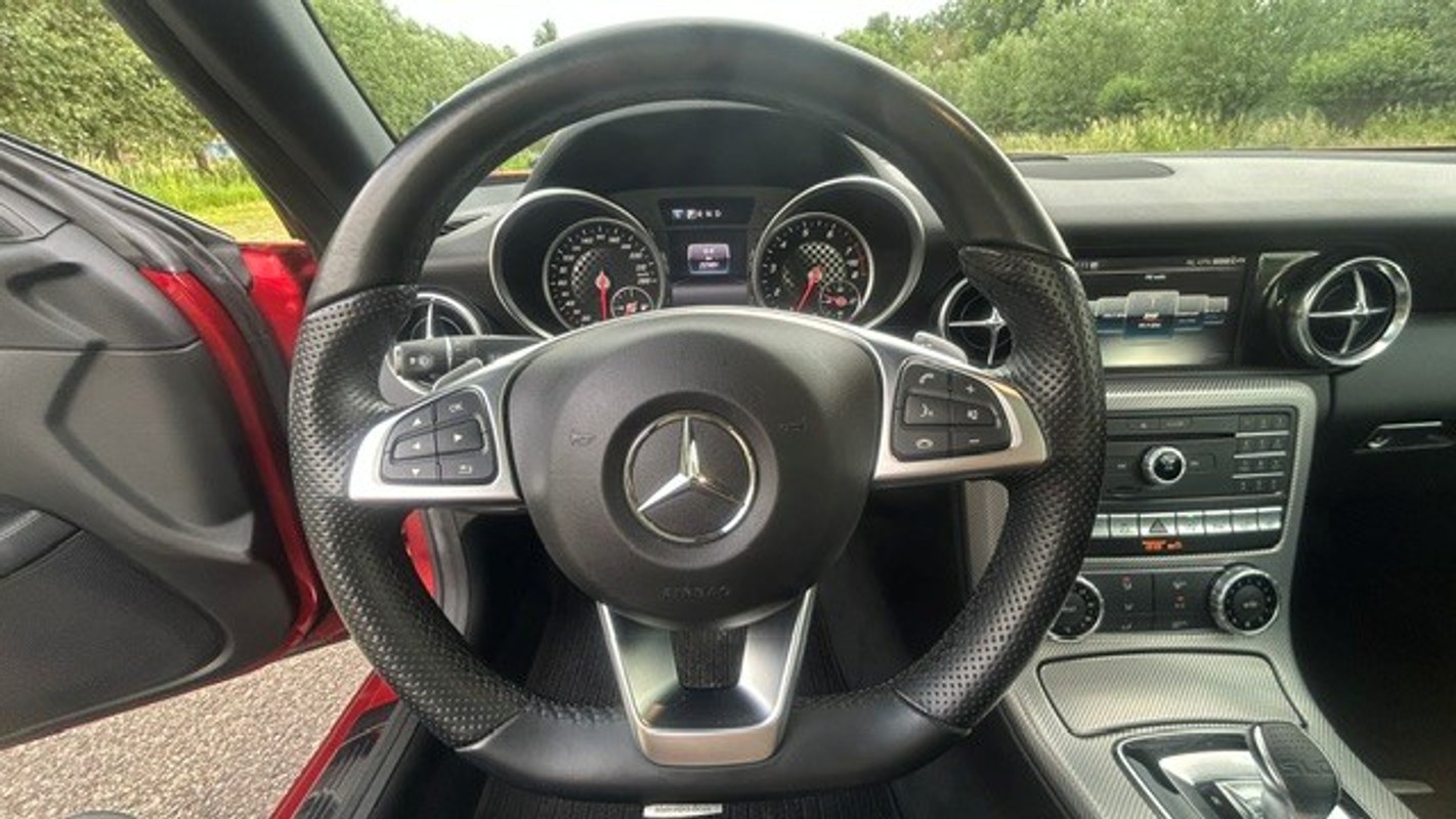 Mercedes-Benz SLC
