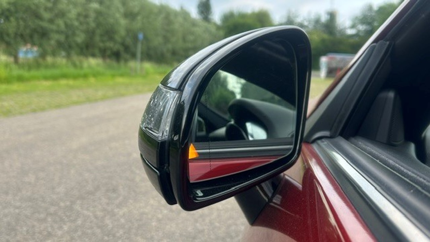 Mercedes-Benz SLC