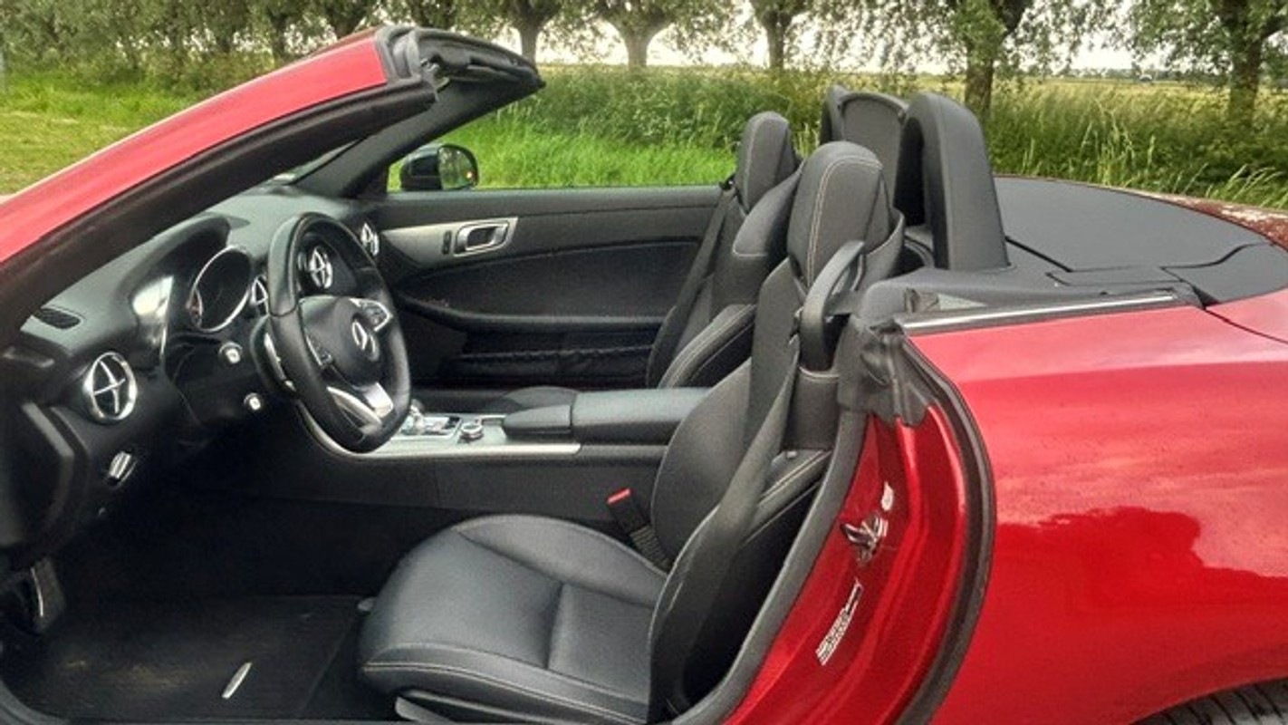 Mercedes-Benz SLC