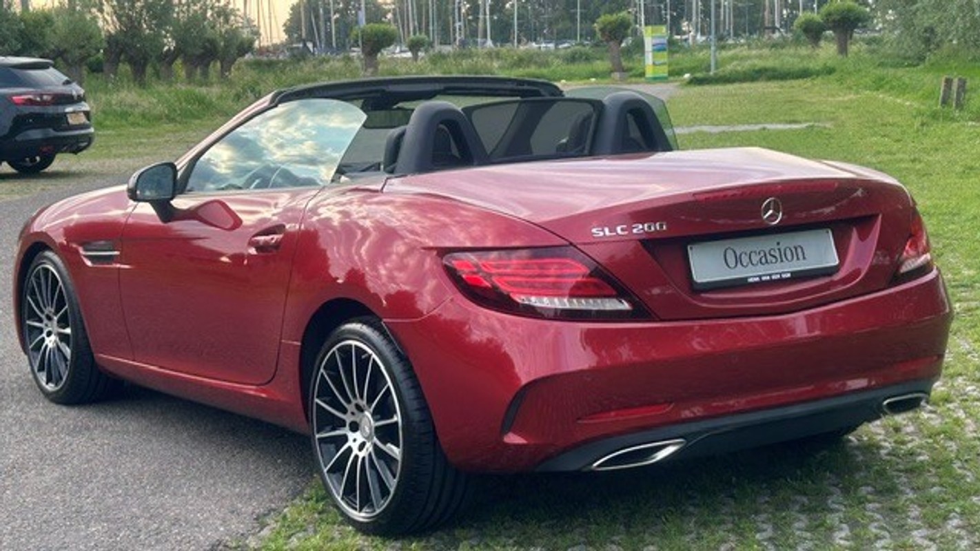 Mercedes-Benz SLC