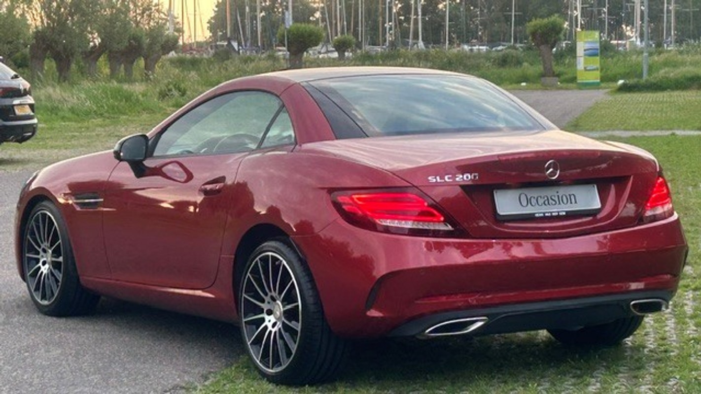 Mercedes-Benz SLC