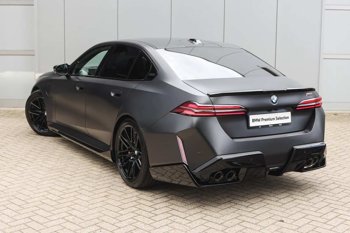 BMW M5