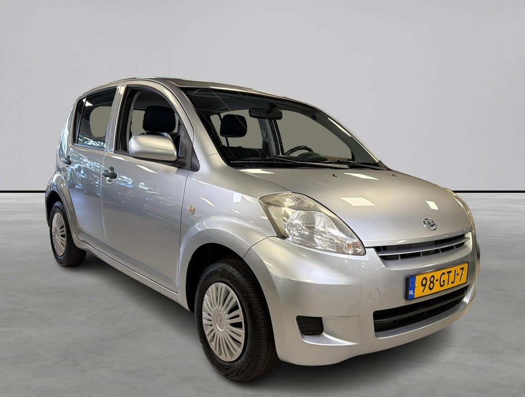 Daihatsu Sirion