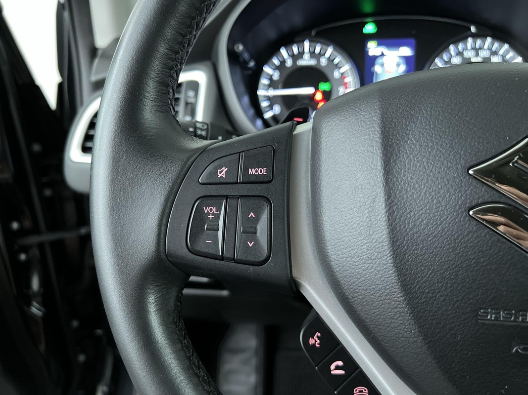 Suzuki S-Cross