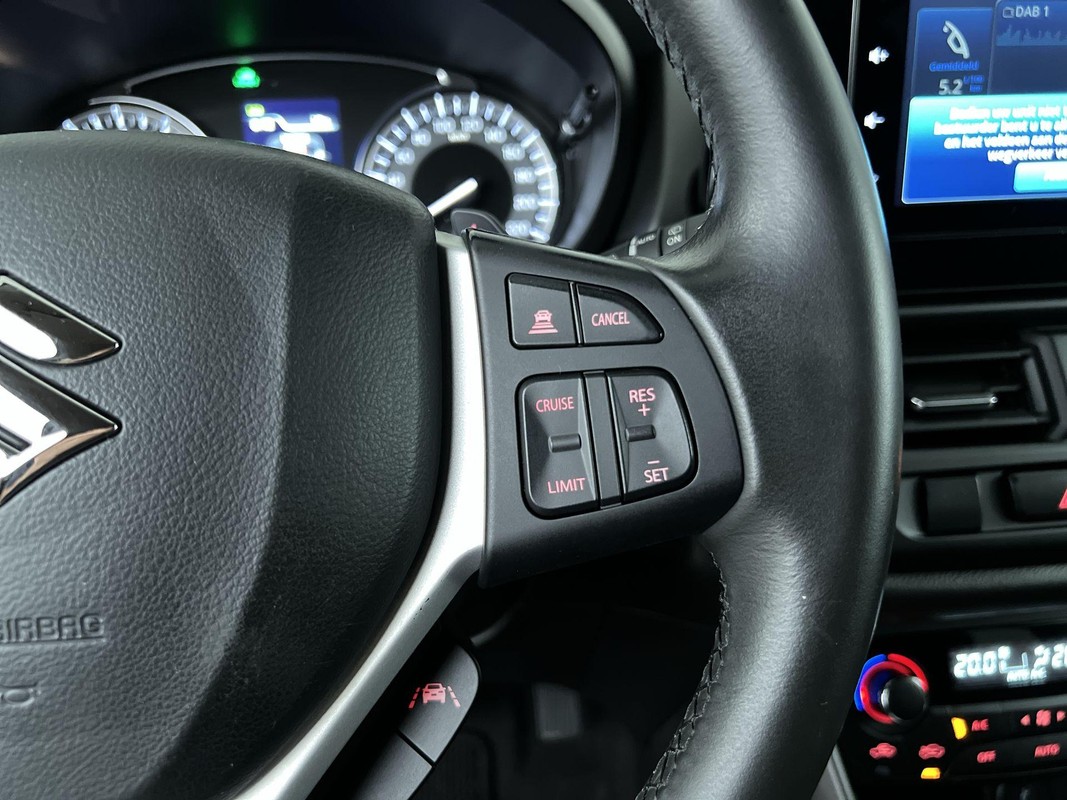 Suzuki S-Cross