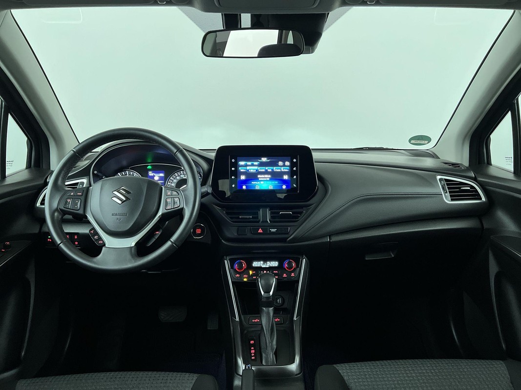 Suzuki S-Cross