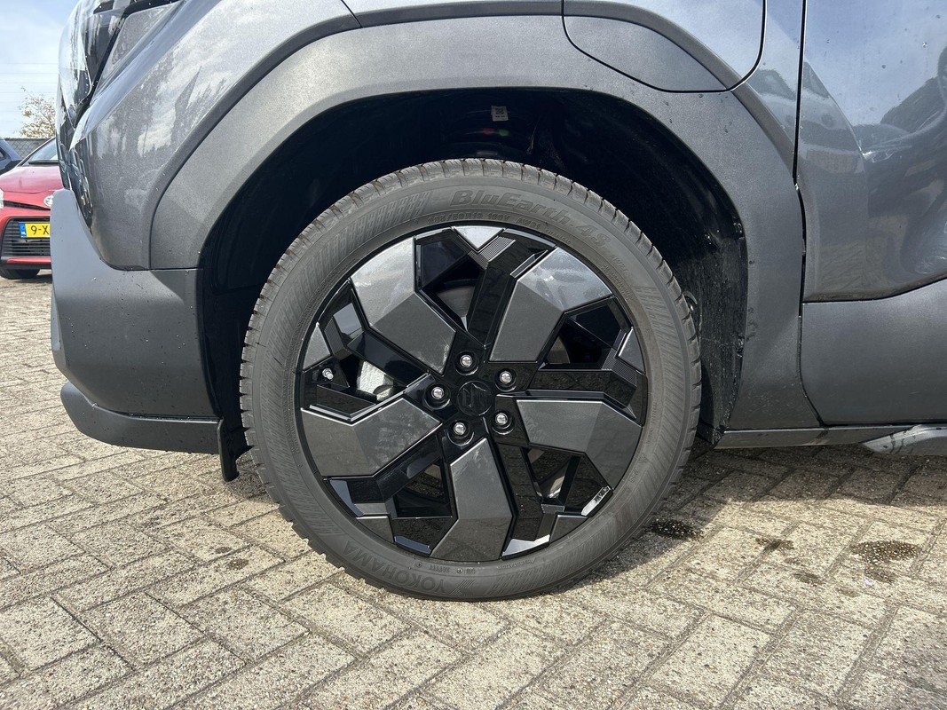 Suzuki e Vitara