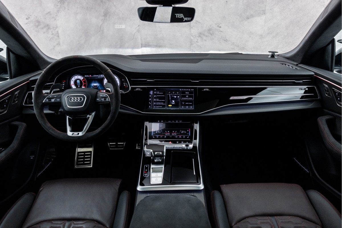 Audi RSQ8