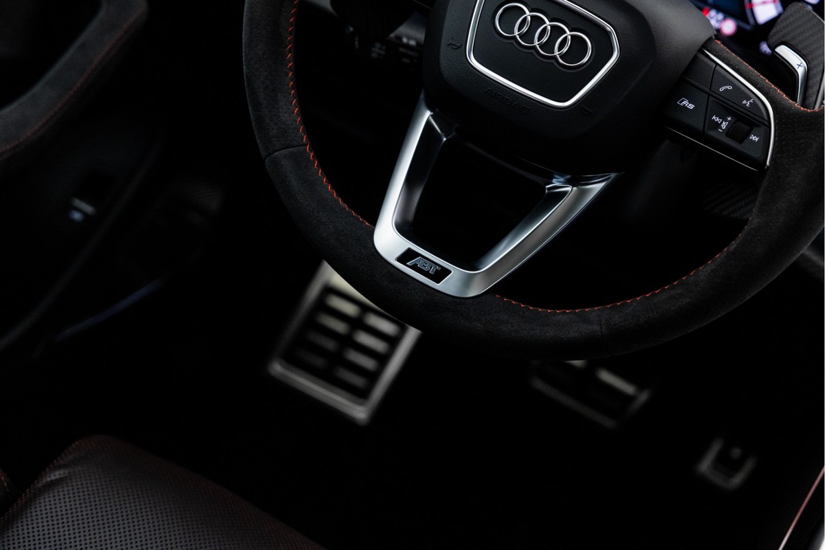 Audi RSQ8
