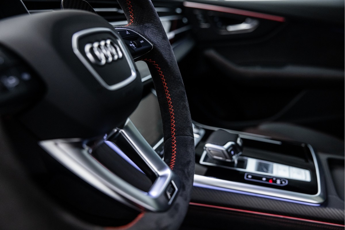 Audi RSQ8
