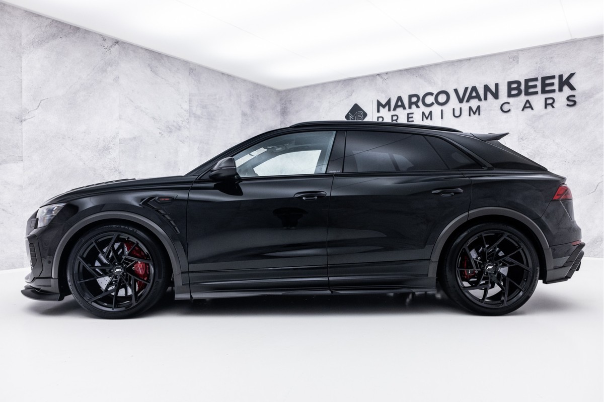 Audi RSQ8