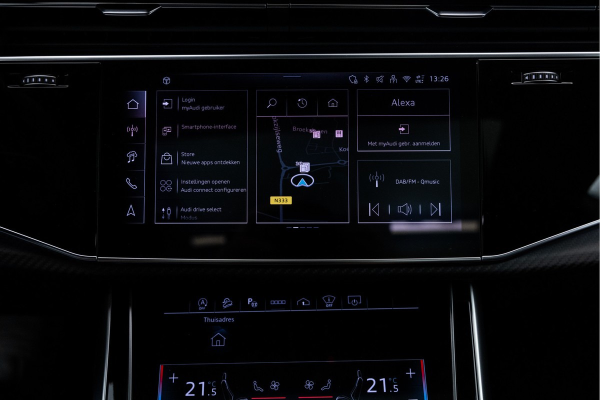 Audi RSQ8