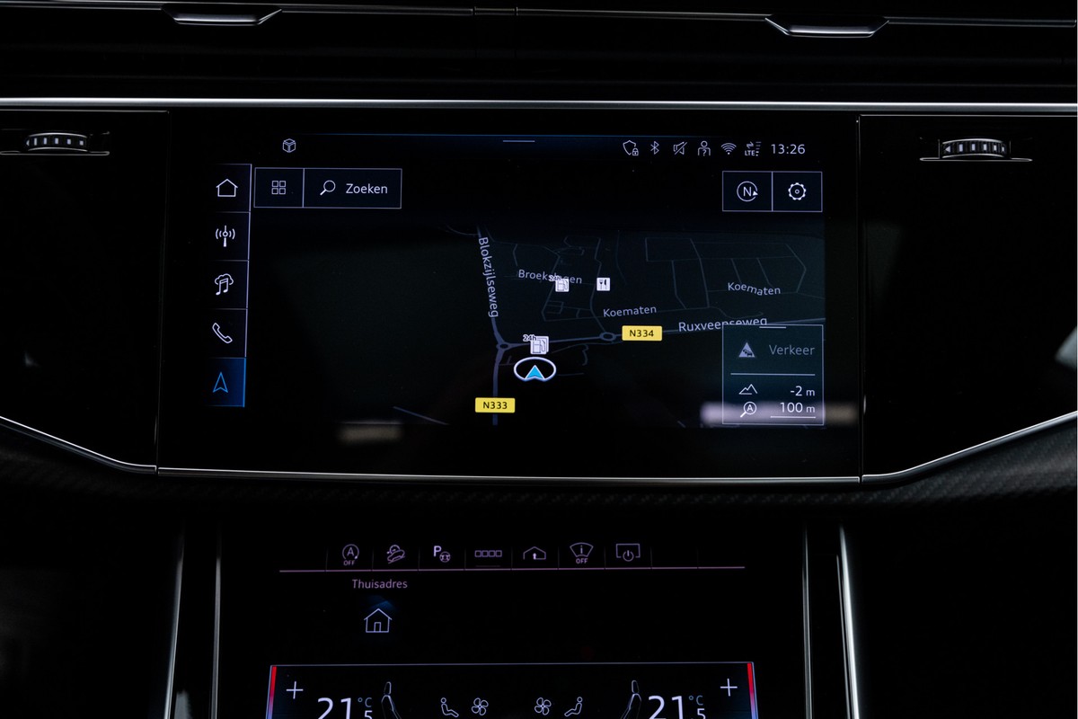 Audi RSQ8