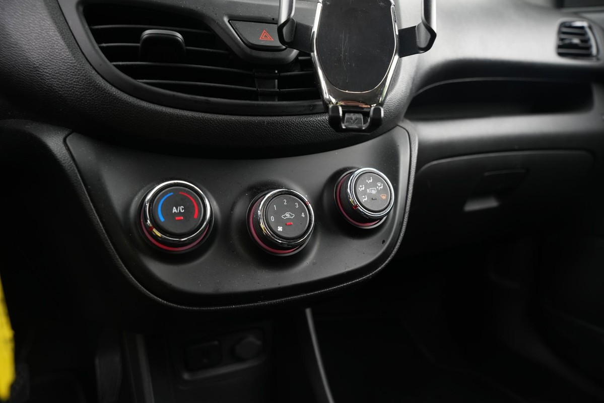 Opel KARL