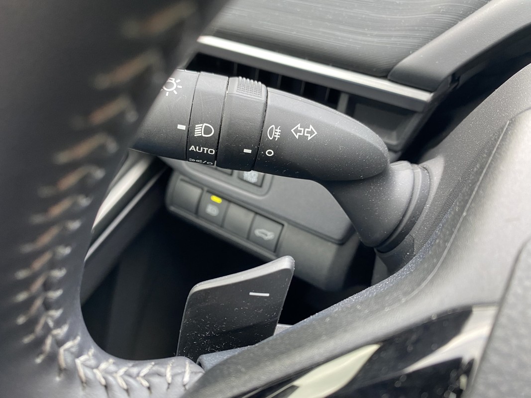 Toyota C-HR+
