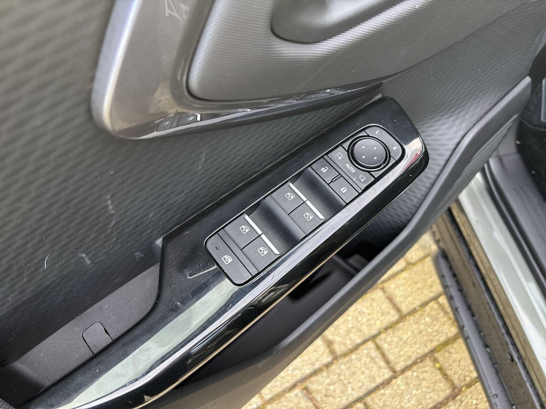 Suzuki e Vitara