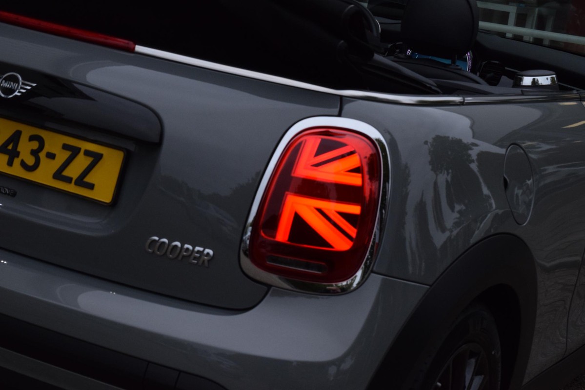 MINI Cooper Cabrio
