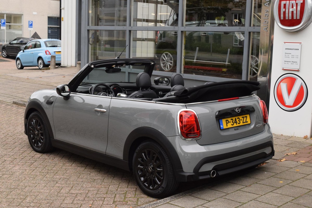 MINI Cooper Cabrio