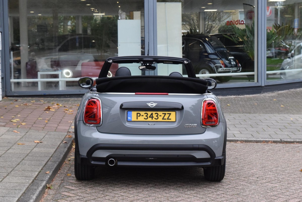 MINI Cooper Cabrio