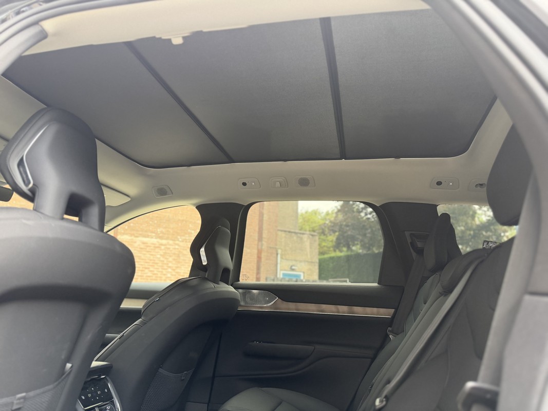Volvo EX90