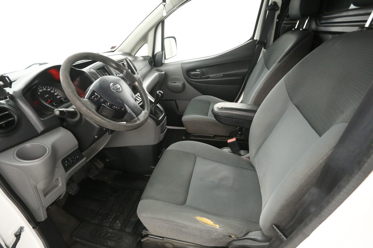 Nissan NV200