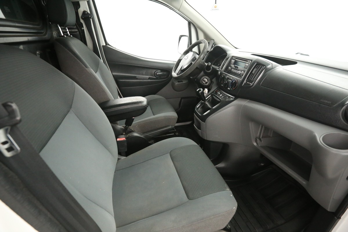 Nissan NV200