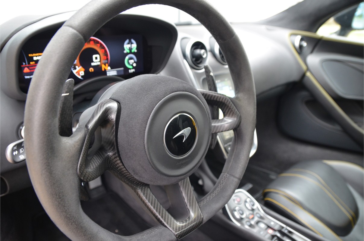 McLaren 570S