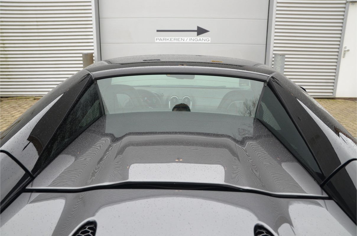 McLaren 570S