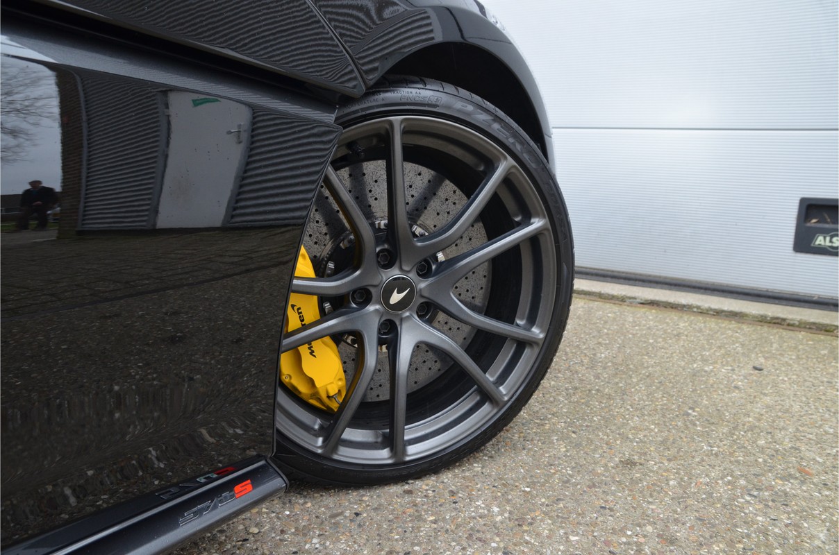 McLaren 570S