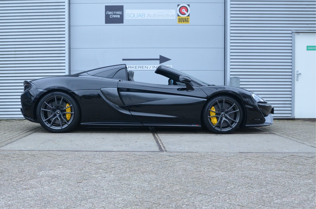 McLaren 570S