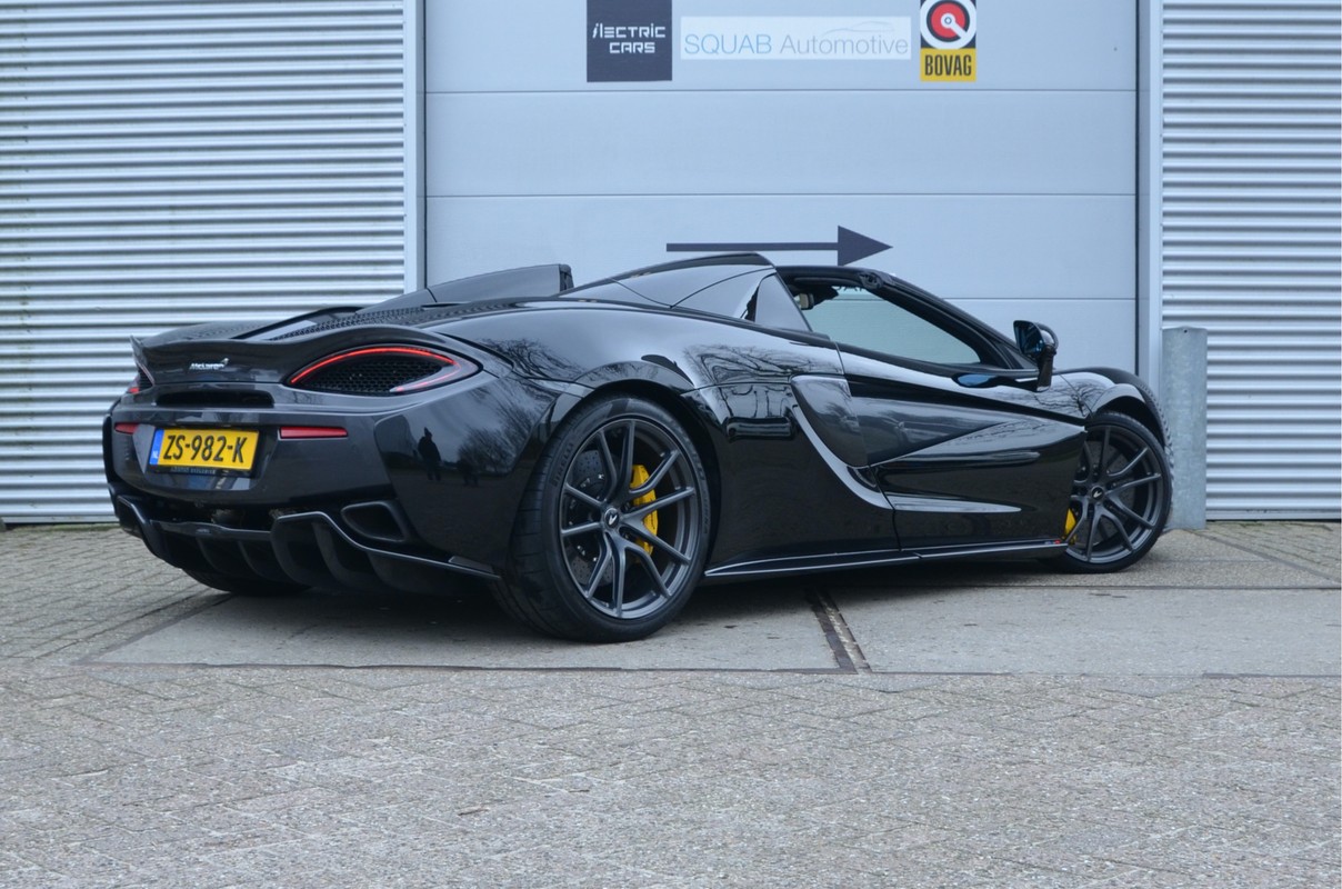 McLaren 570S