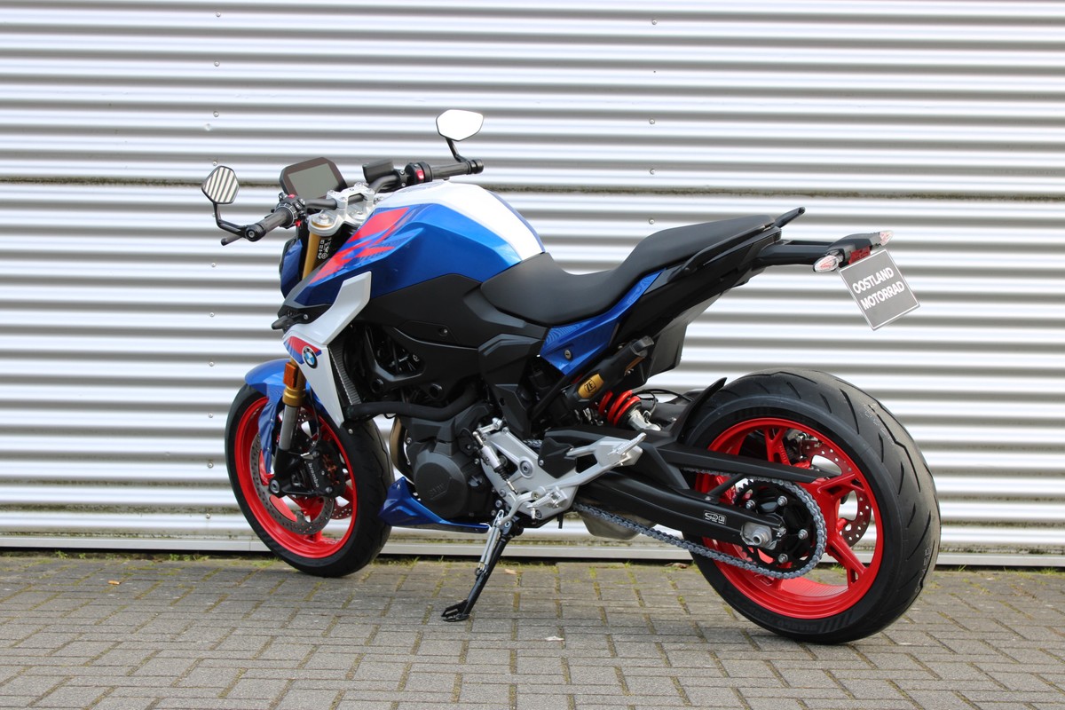 BMW F 900 R