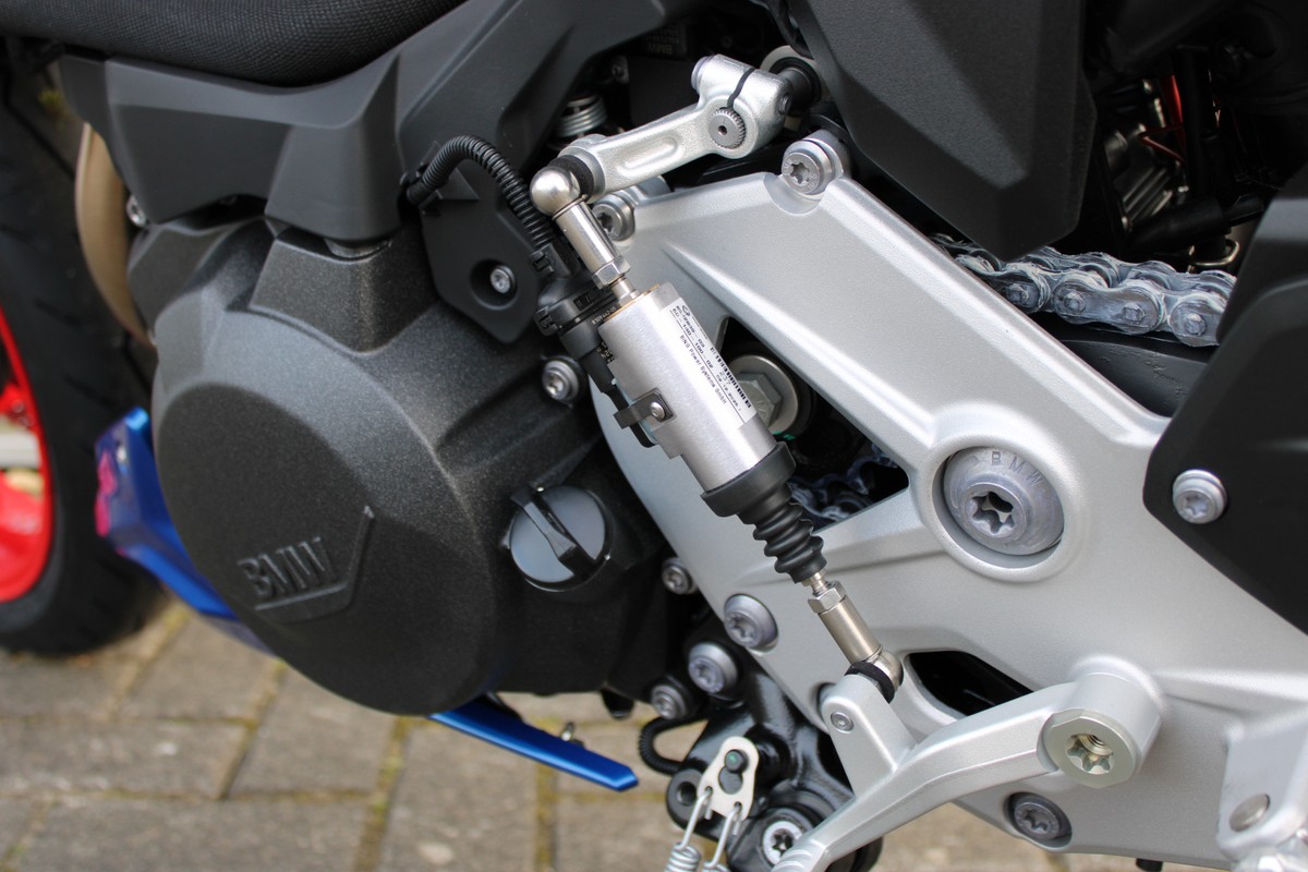 BMW F 900 R