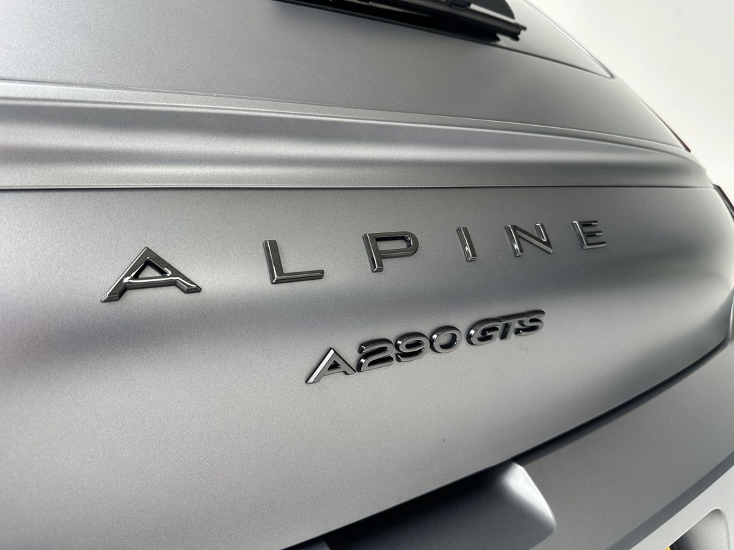 Alpine A290