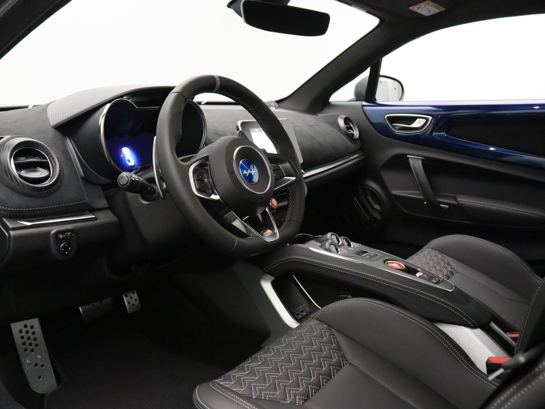 Alpine A110