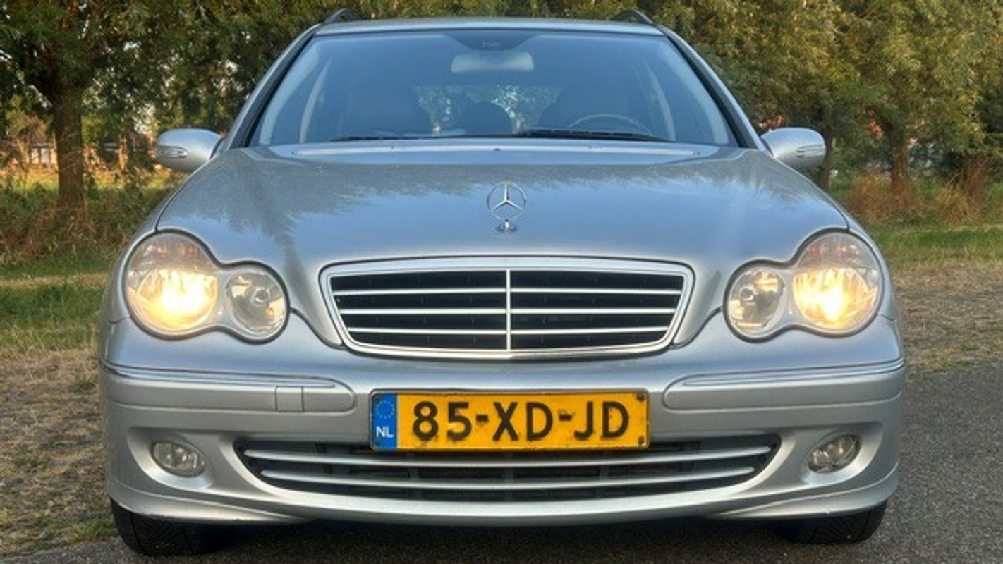 Mercedes-Benz C-Klasse