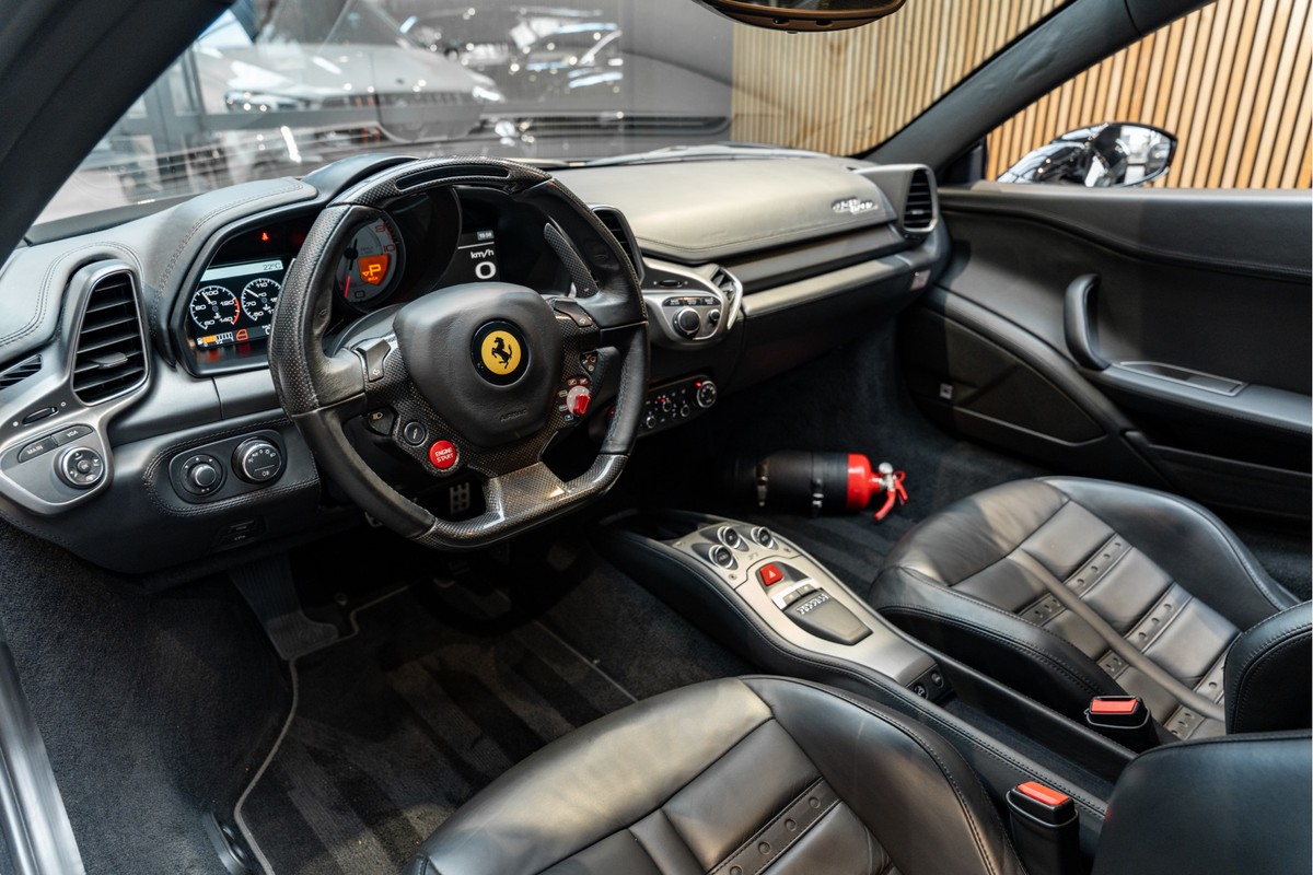 Ferrari 458