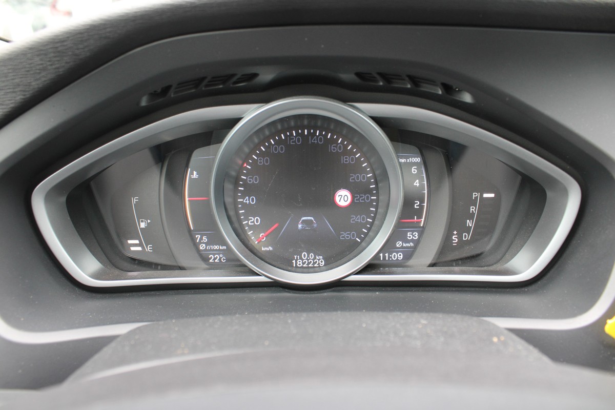 Volvo V40