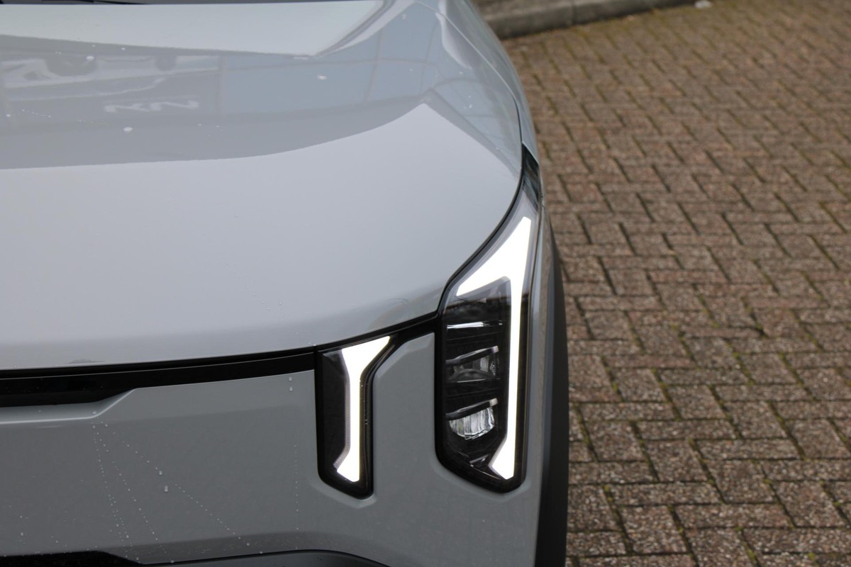 Kia EV2