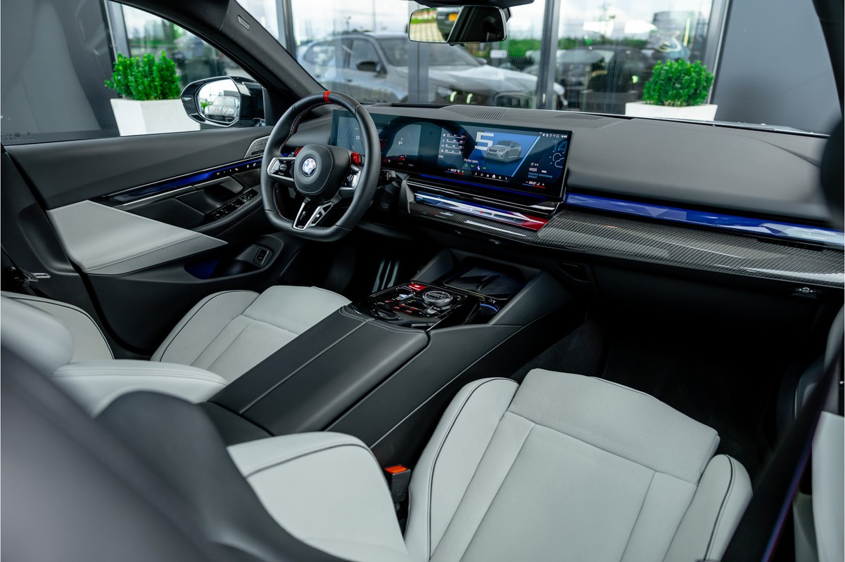BMW M5