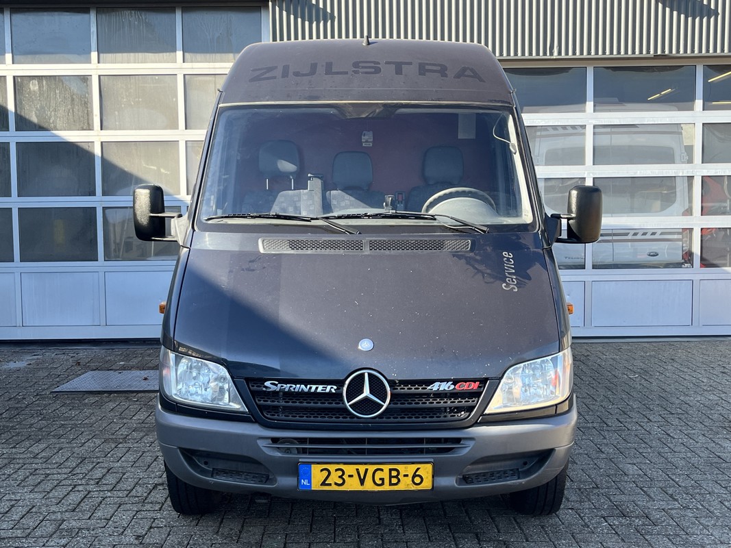 Mercedes-Benz Sprinter