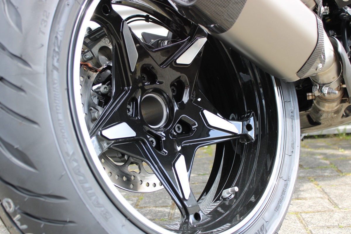 BMW R 1300 R
