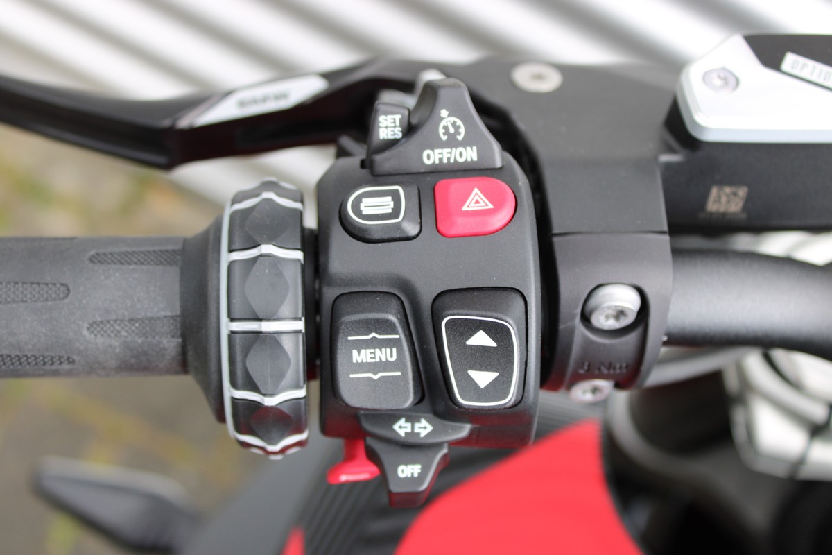 BMW R 1300 R