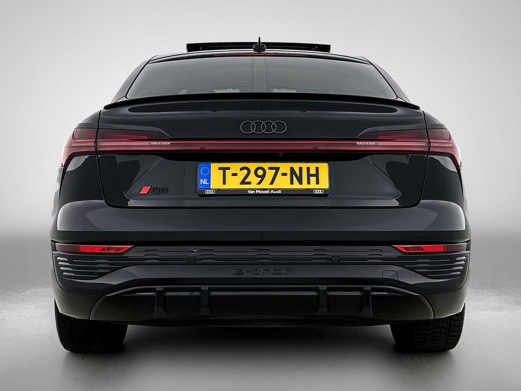 Audi Q8 Sportback e-tron
