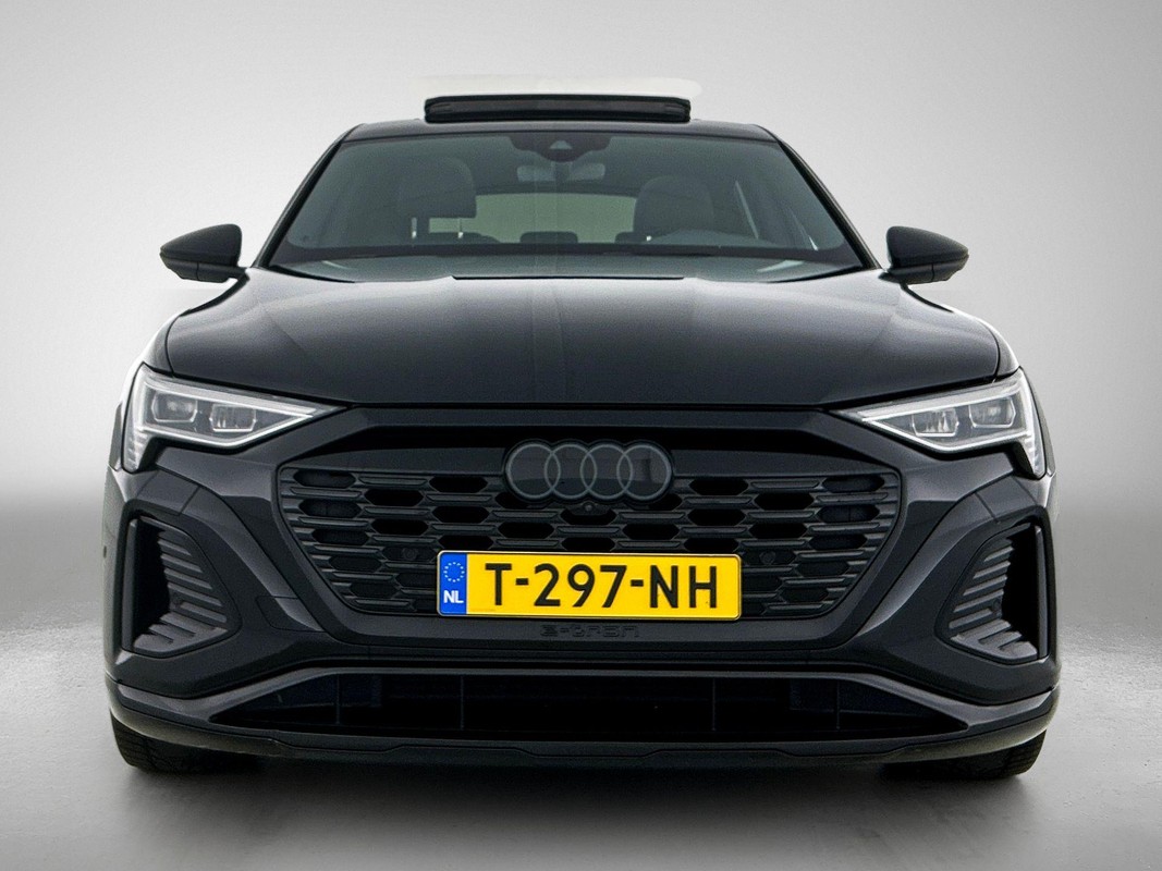 Audi Q8 Sportback e-tron