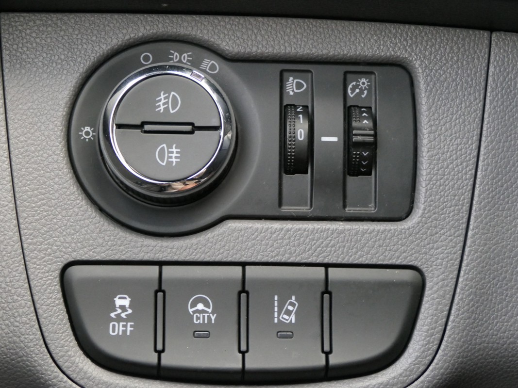 Opel KARL