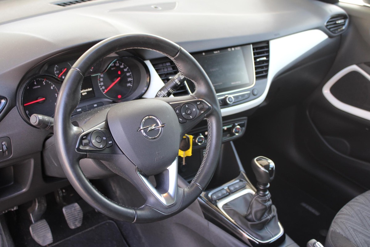 Opel Crossland X