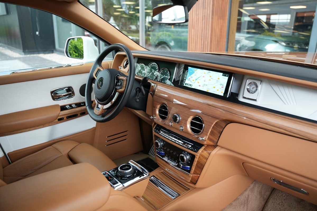 Rolls-Royce Phantom