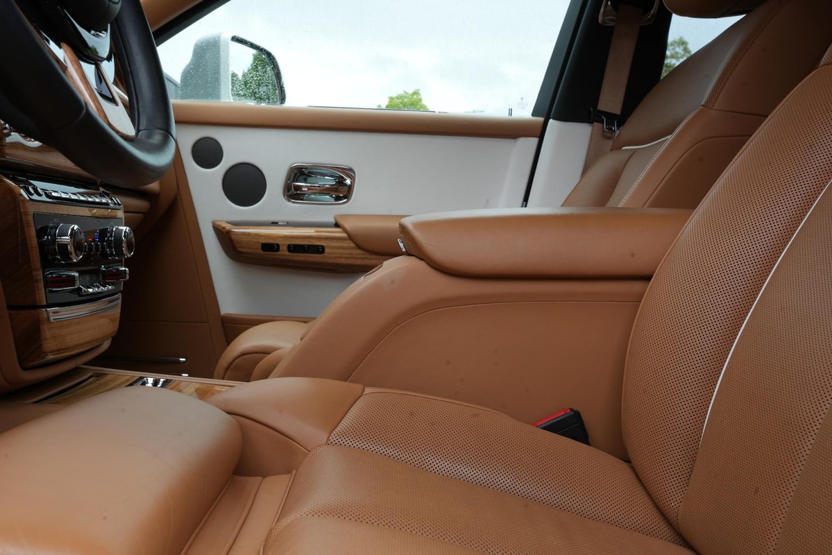 Rolls-Royce Phantom