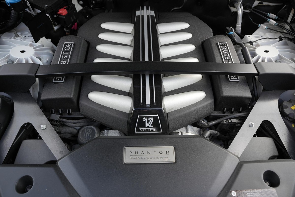 Rolls-Royce Phantom